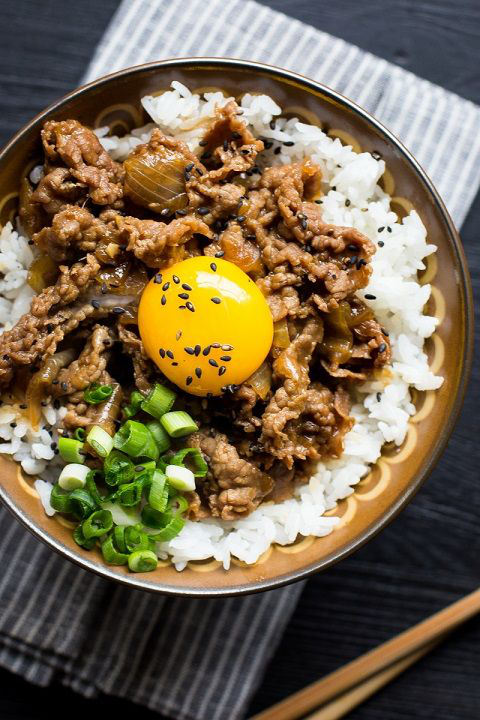 Isekai Shokudou ร้านอาหารต่างโลก 13-ข้าวหน้าเนื้อ